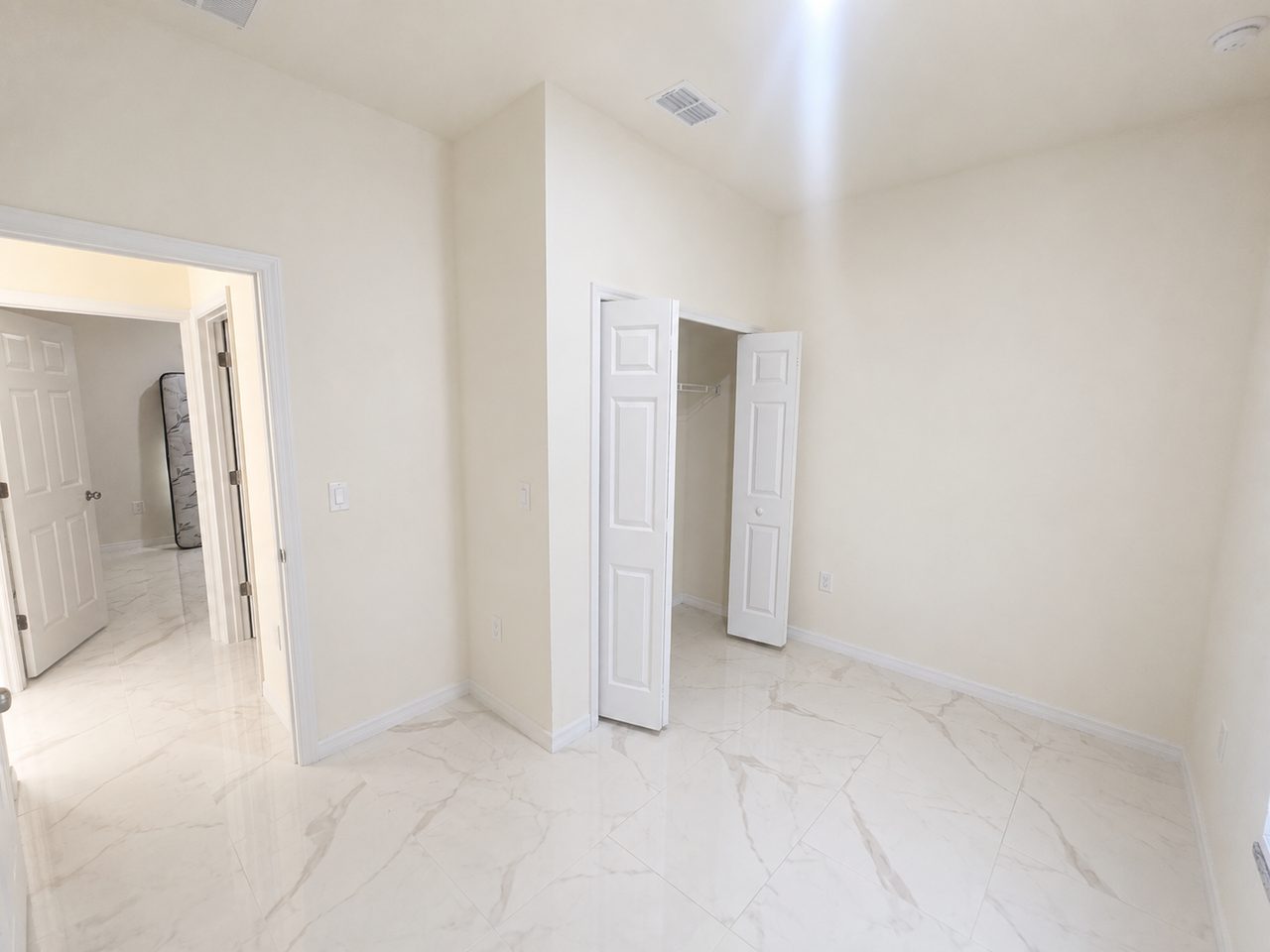 1139 Chiefland St E - Photo 5 of 14