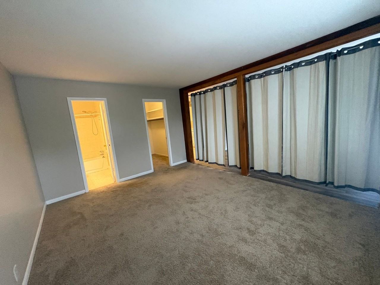 2134 2134 Fairfax D3 Villager - Photo 3 of 9