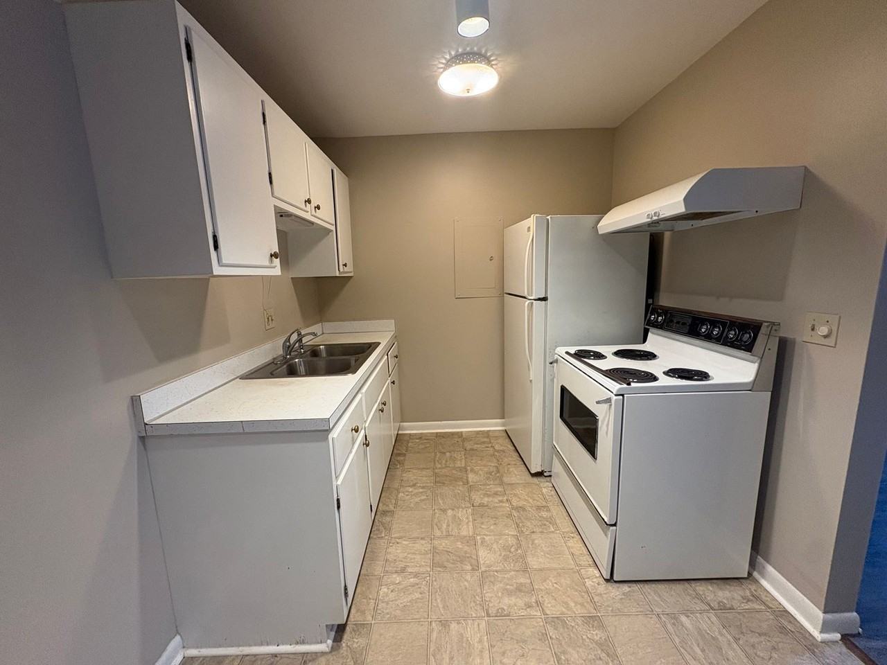 2134 2134 Fairfax D3 Villager - Photo 5 of 9