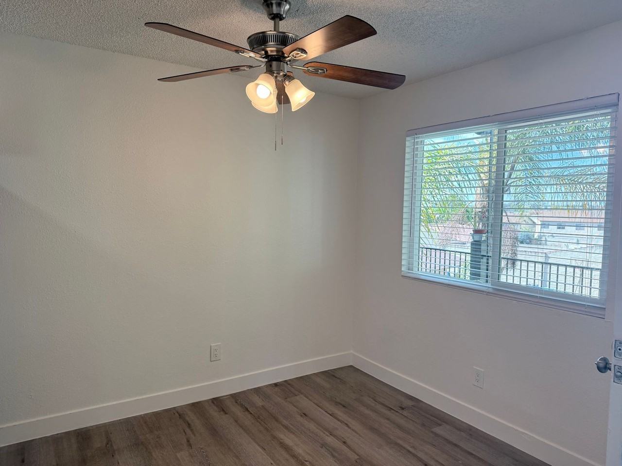Villa Hermosa Apartments - Photo 7 of 29