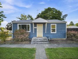 featured image of 6011 N Braeburn Dr