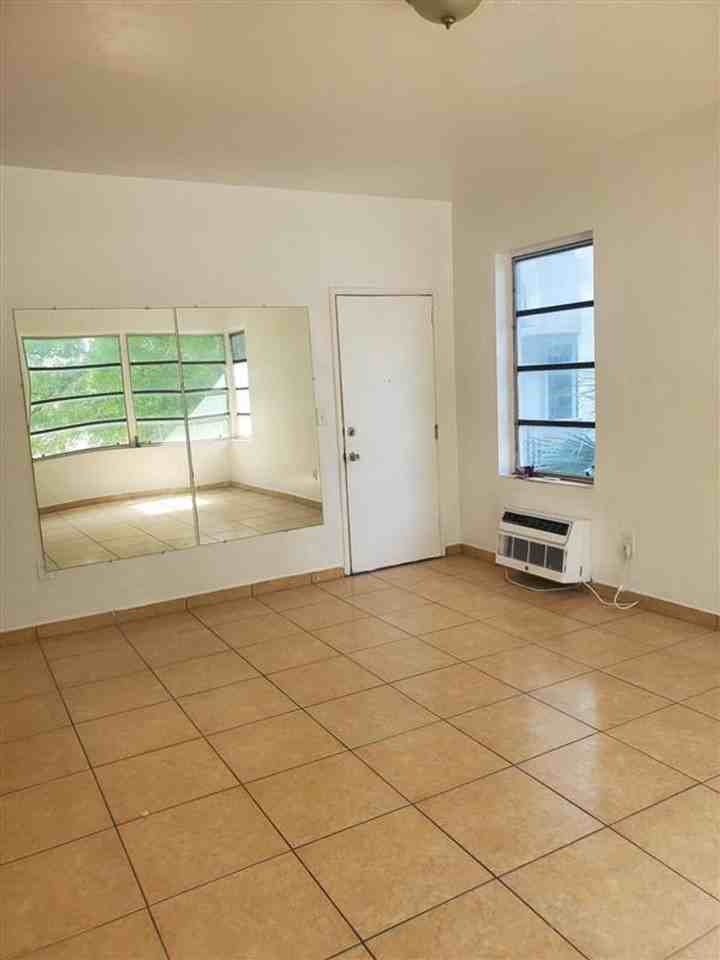 5 - Photo 2 of 9