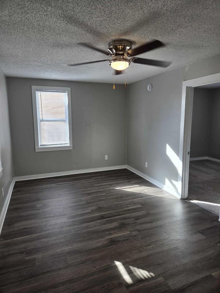 1428 S Saint Francis St - Photo 5 of 14