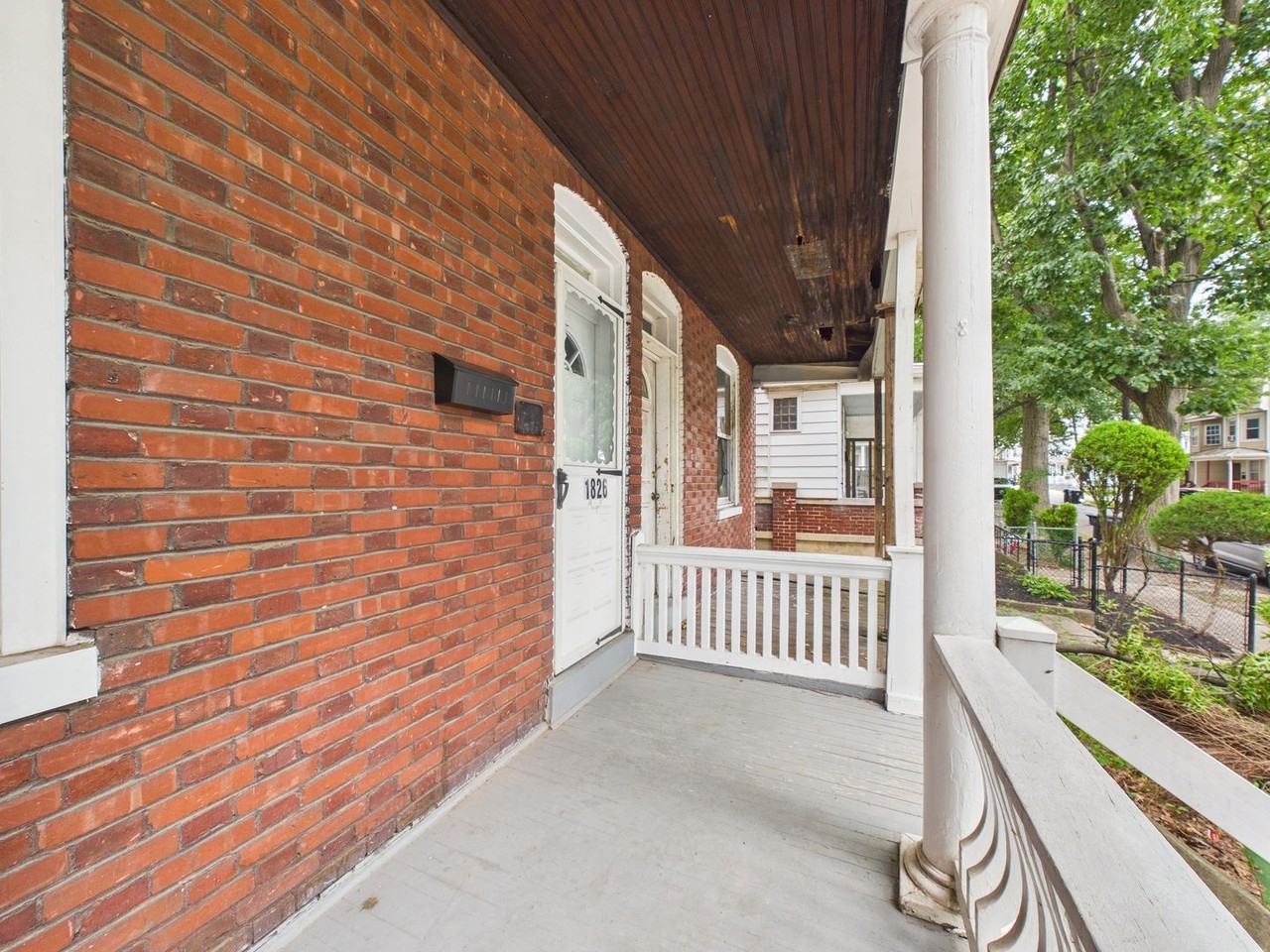 1826 Boas St - Photo 2 of 24
