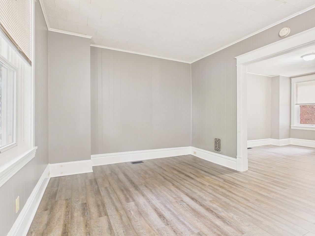 1826 Boas St - Photo 3 of 24