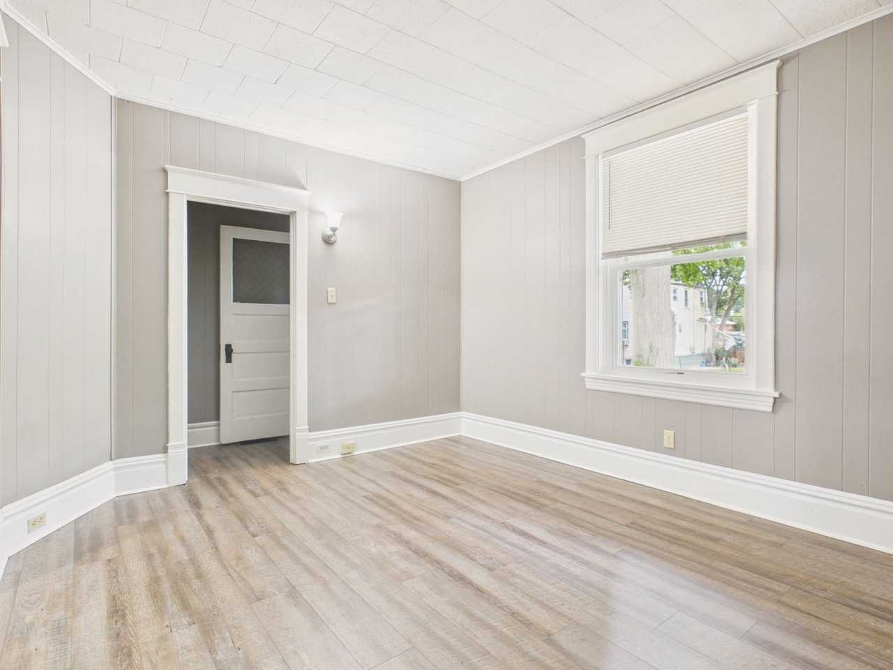 1826 Boas St - Photo 4 of 24