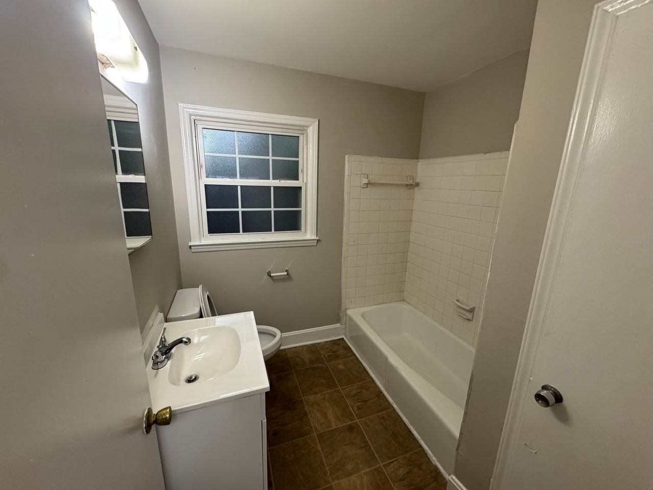 3440 Washburn Ave - Photo 4 of 7