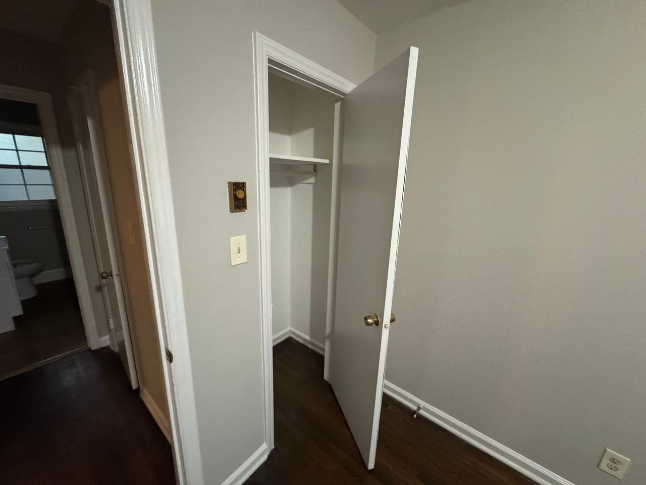 3440 Washburn Ave - Photo 6 of 7