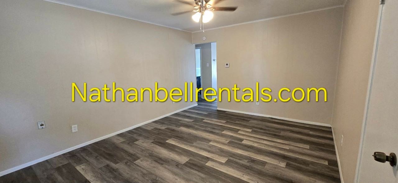 2340 Beverly Dr - Photo 6 of 6