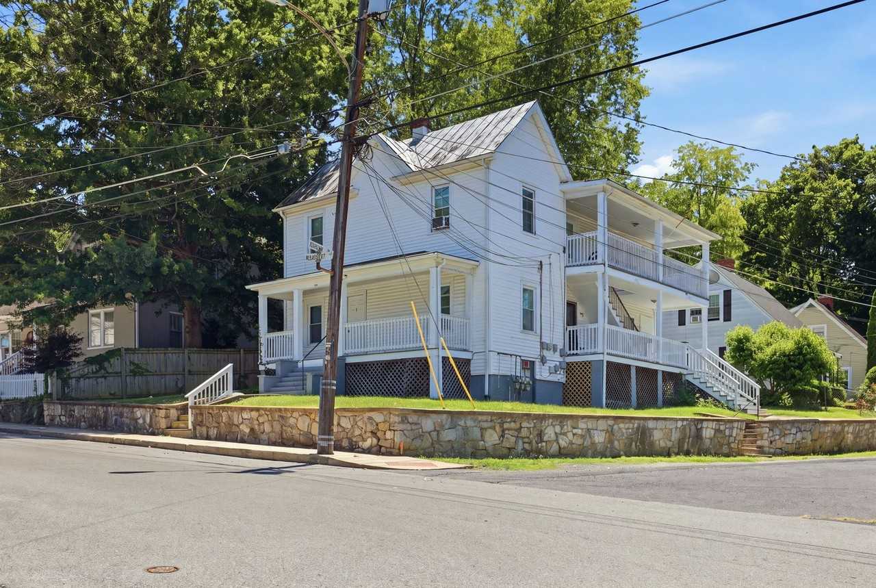 650 Alleghany Ave #3