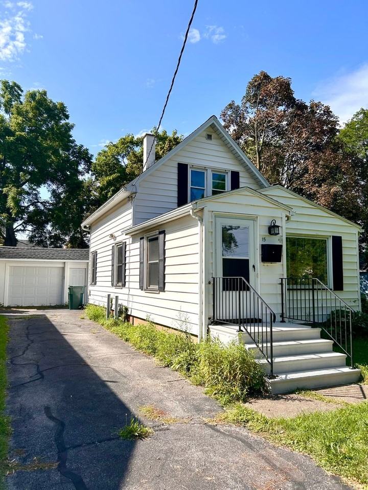 15 Brighton Park - Photo 2 of 24