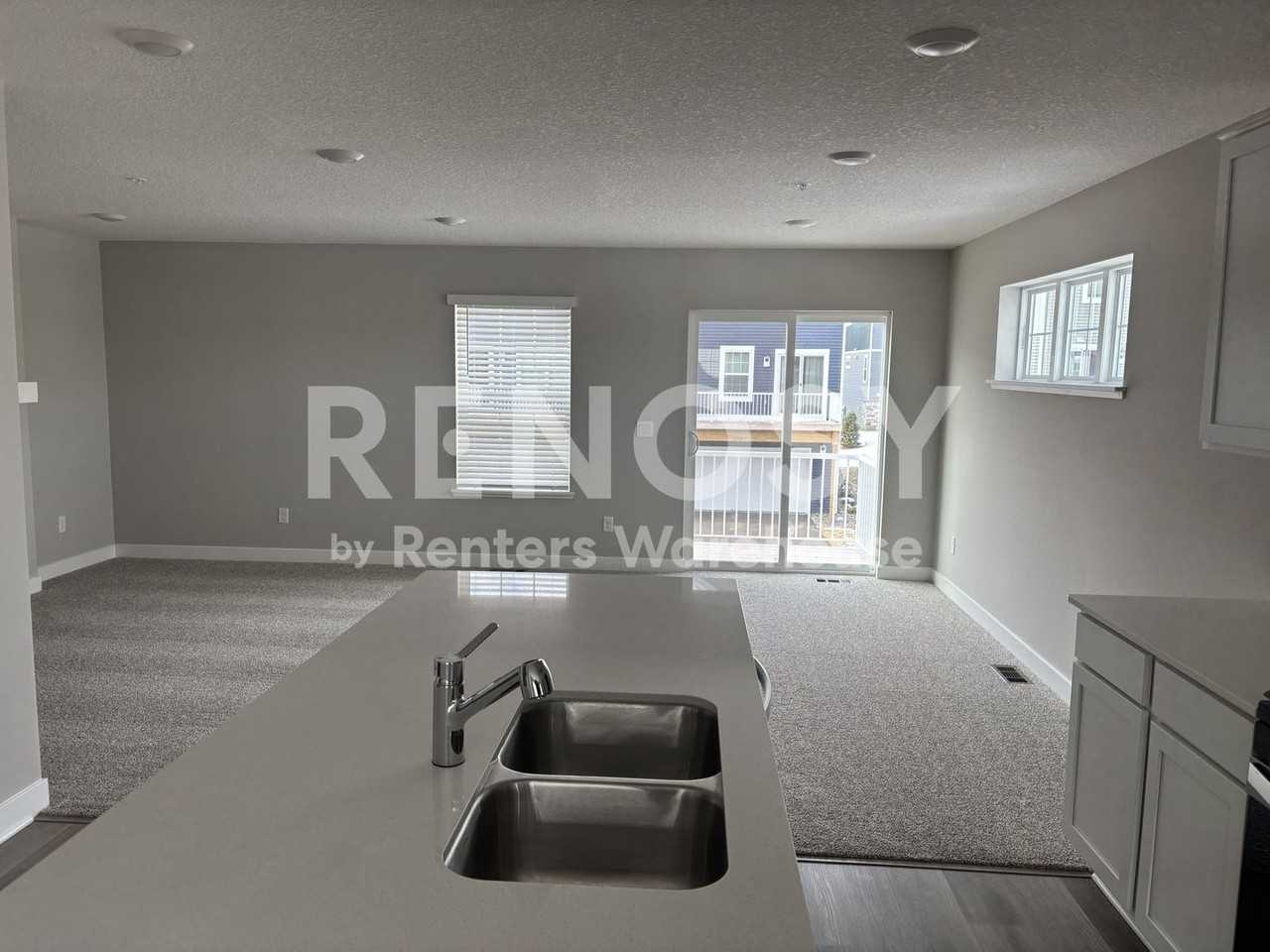 12572 Guadalcanal Cir Ne - Photo 4 of 17
