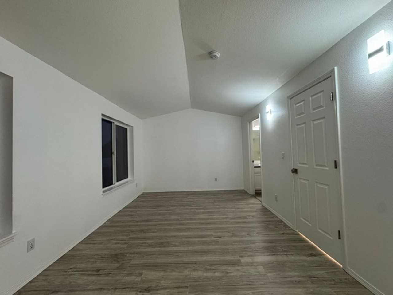 15965 Sw Roth Dr - Photo 6 of 25