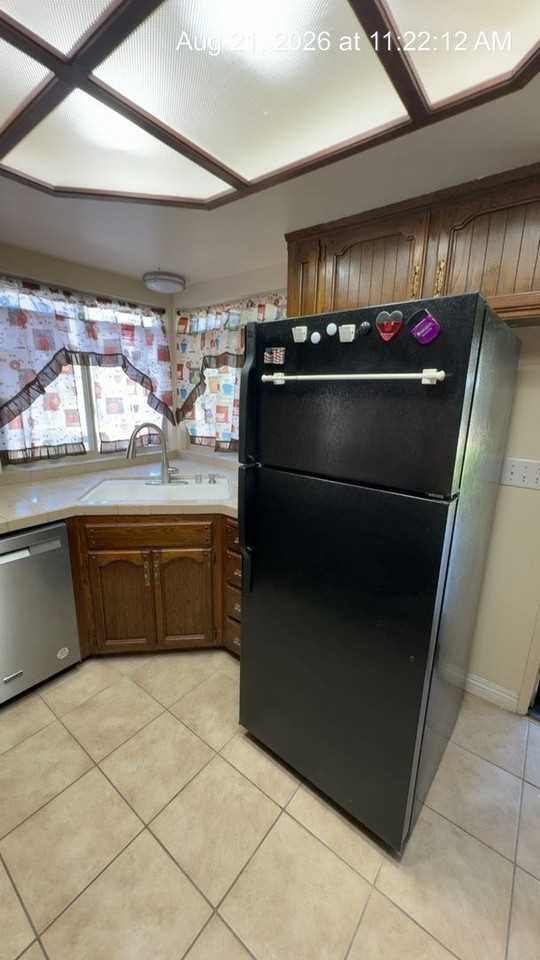 2730 W Seeger Ave - Photo 6 of 22
