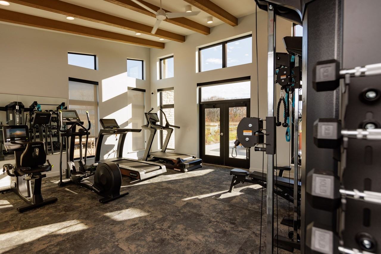 Broadacre Apartments - Photo 5 of 18