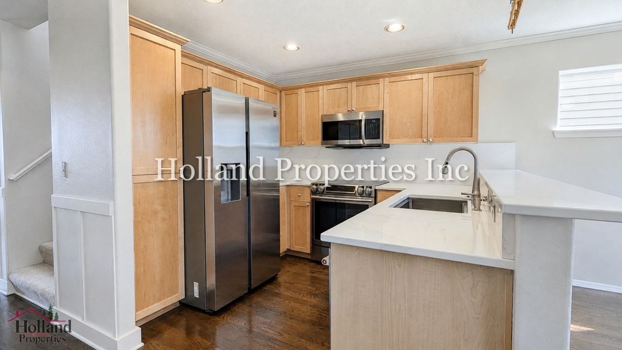 6477 Nw Connery Ter - Photo 6 of 20