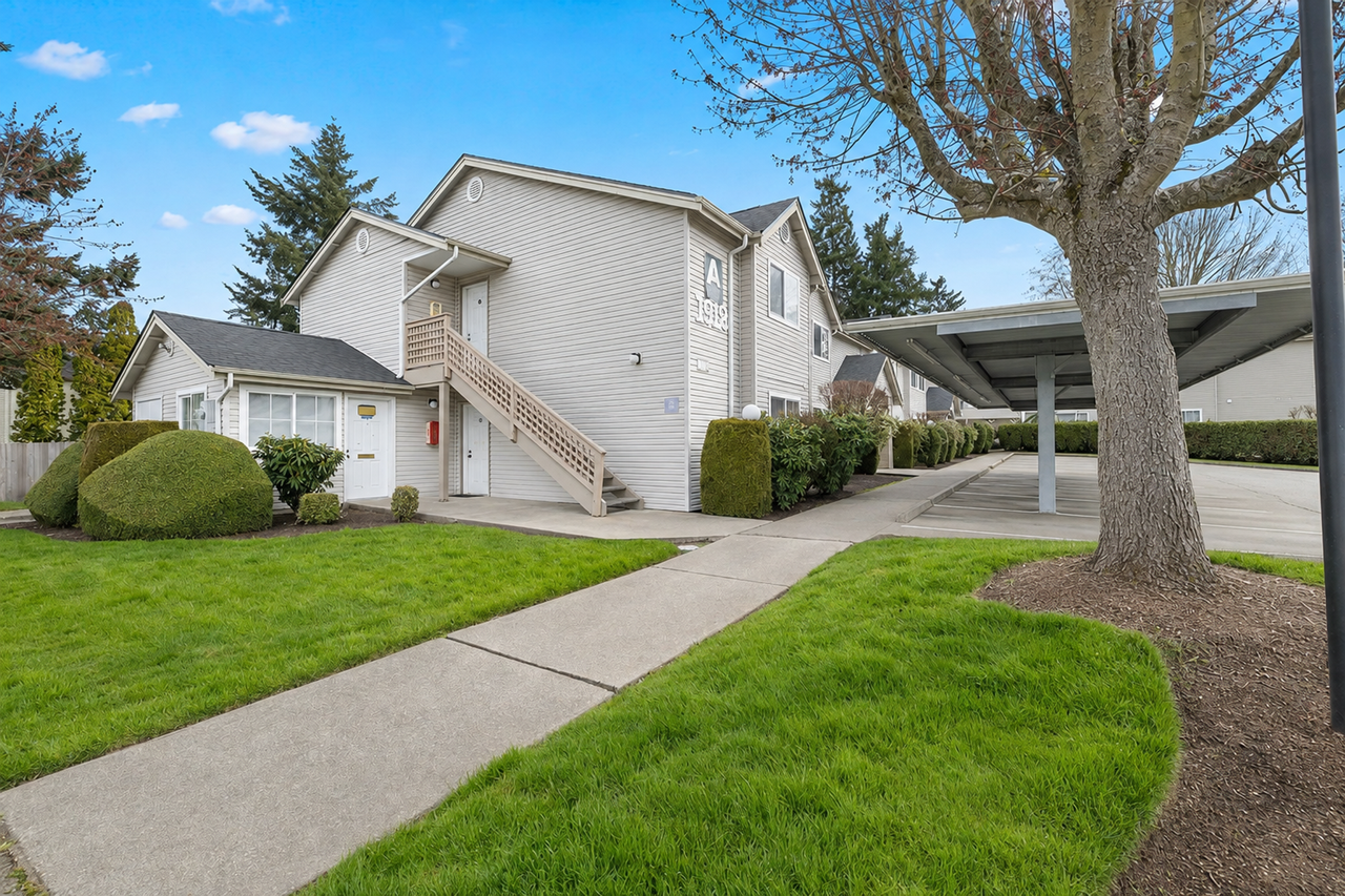 Lund Village Apartments - Photo 6 of 18
