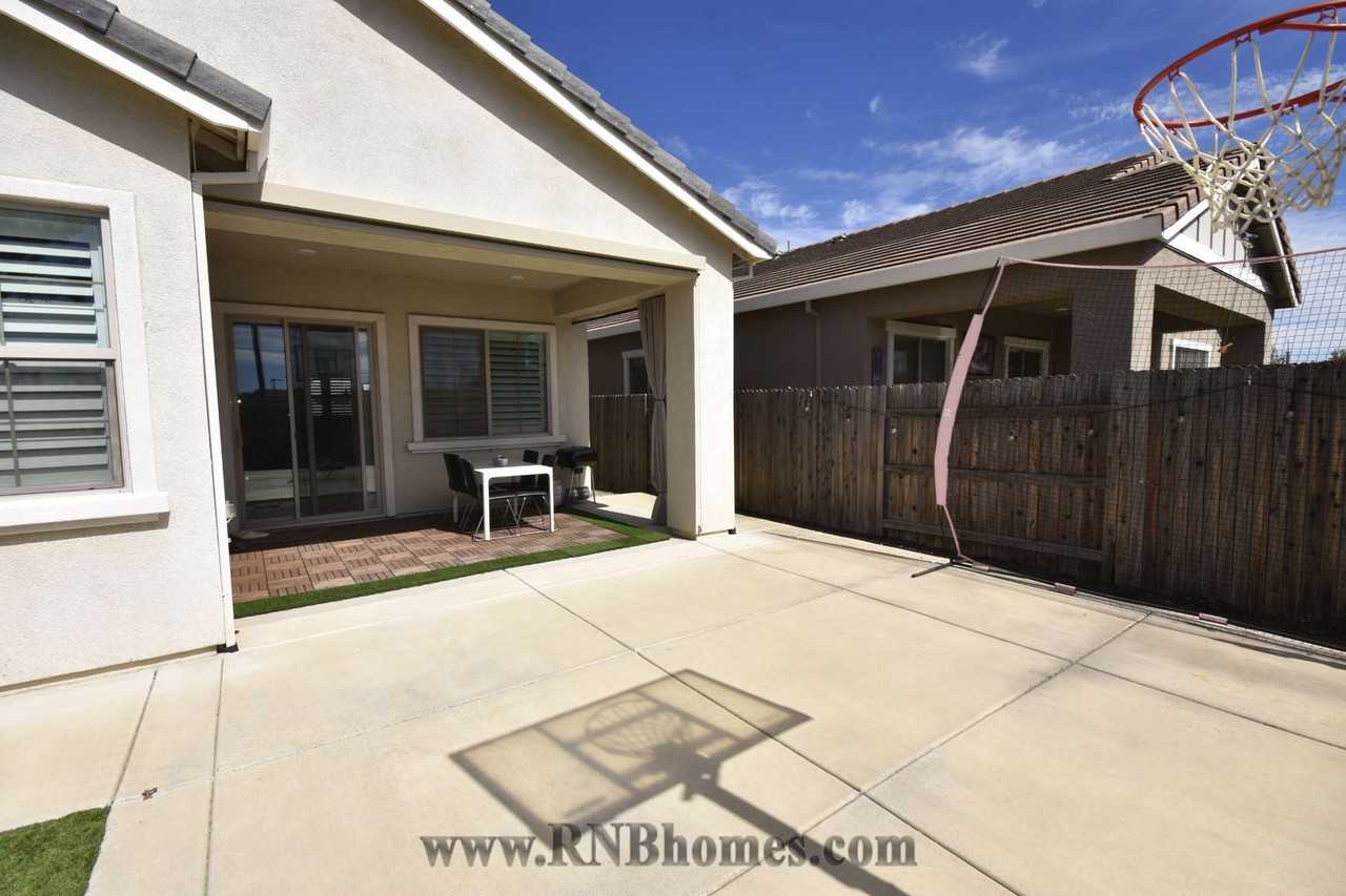 5121 Creekhollow Way - Photo 3 of 4