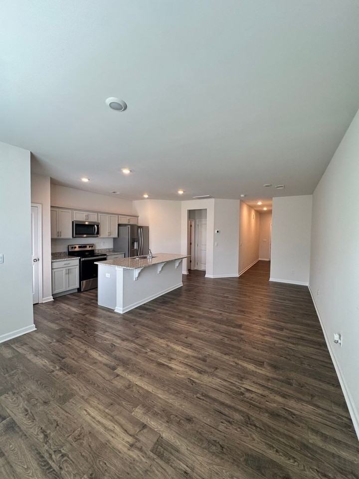 120 Sunriff Ct - Photo 5 of 29