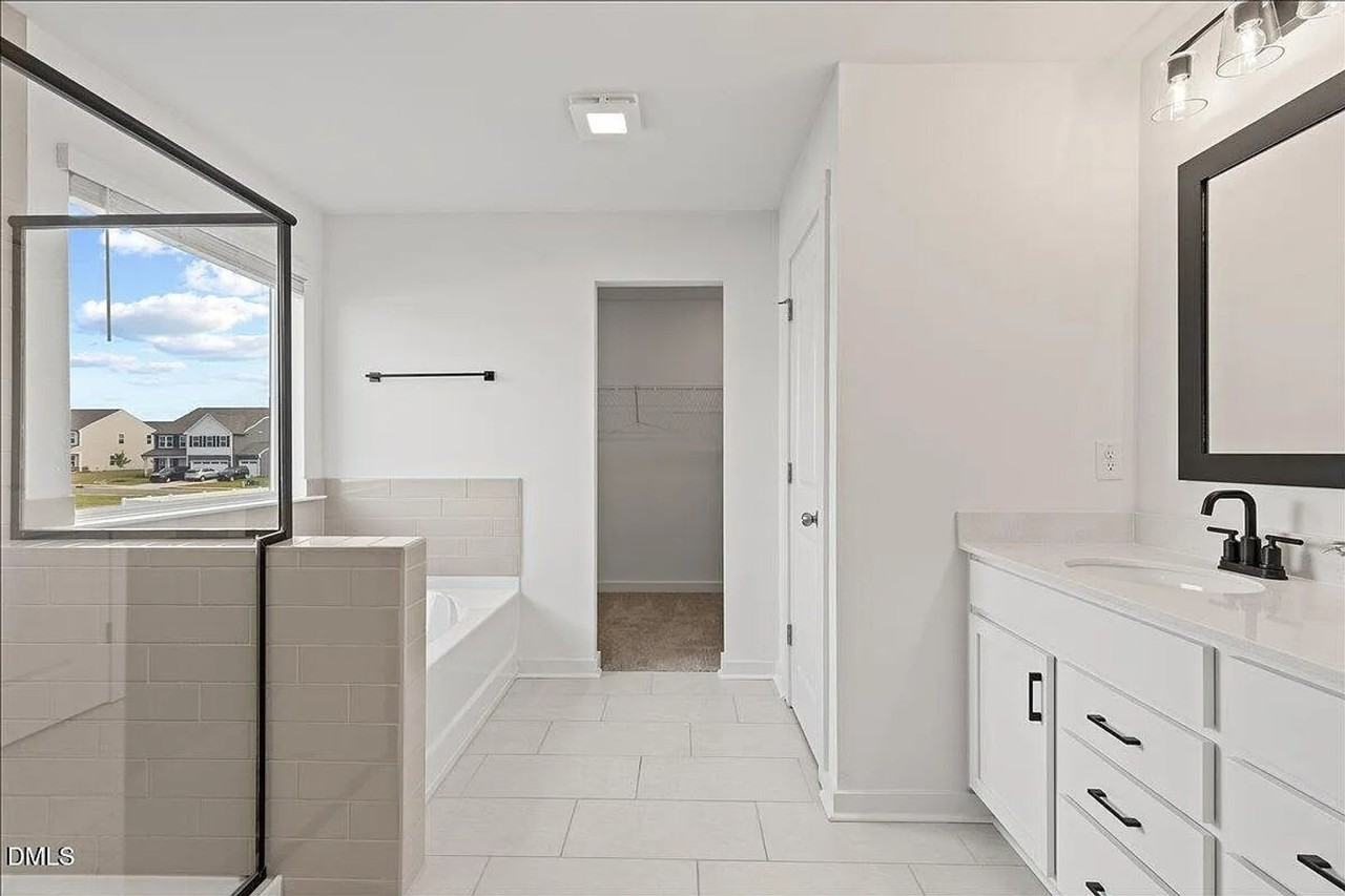 105 S Mule Way ##Nc - Photo 3 of 38