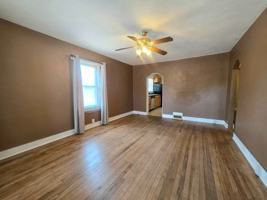 featured image of 2137 Cedar St