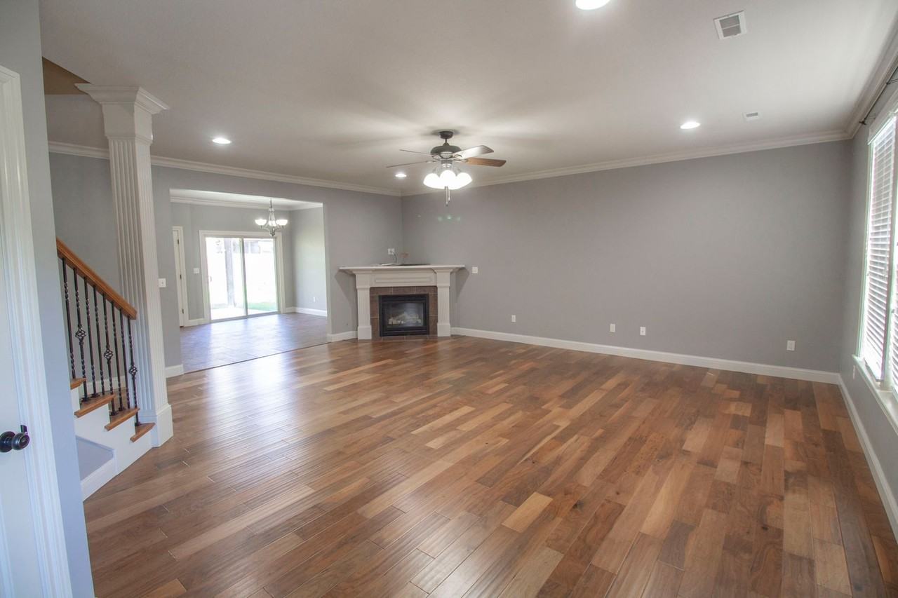 3209 Belinda Ct - Photo 5 of 41