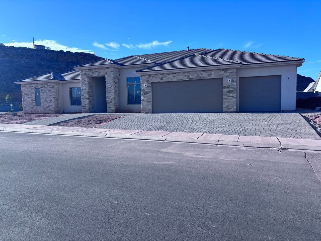 536 E Homeside Rd - Photo 2 of 18