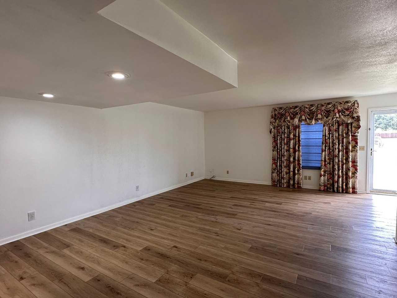 1601 14th St #F - Photo 5 of 25