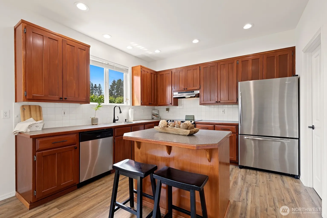 15308 Esther Ave Se - Photo 7 of 27