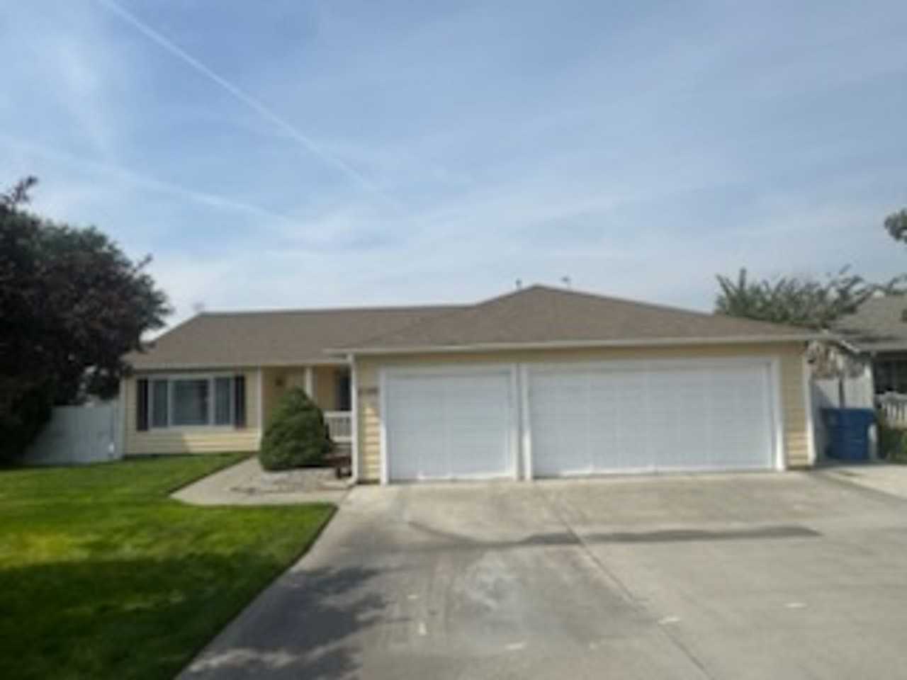 2089 Nw Eucalyptus Dr - Photo 2 of 19