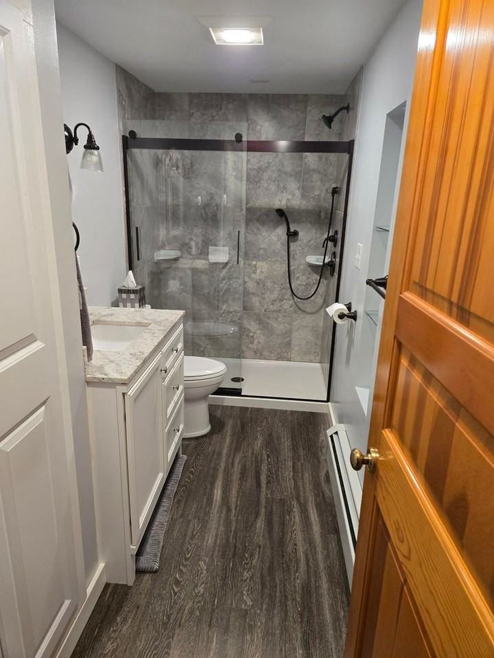 900 Main St - Photo 4 of 8