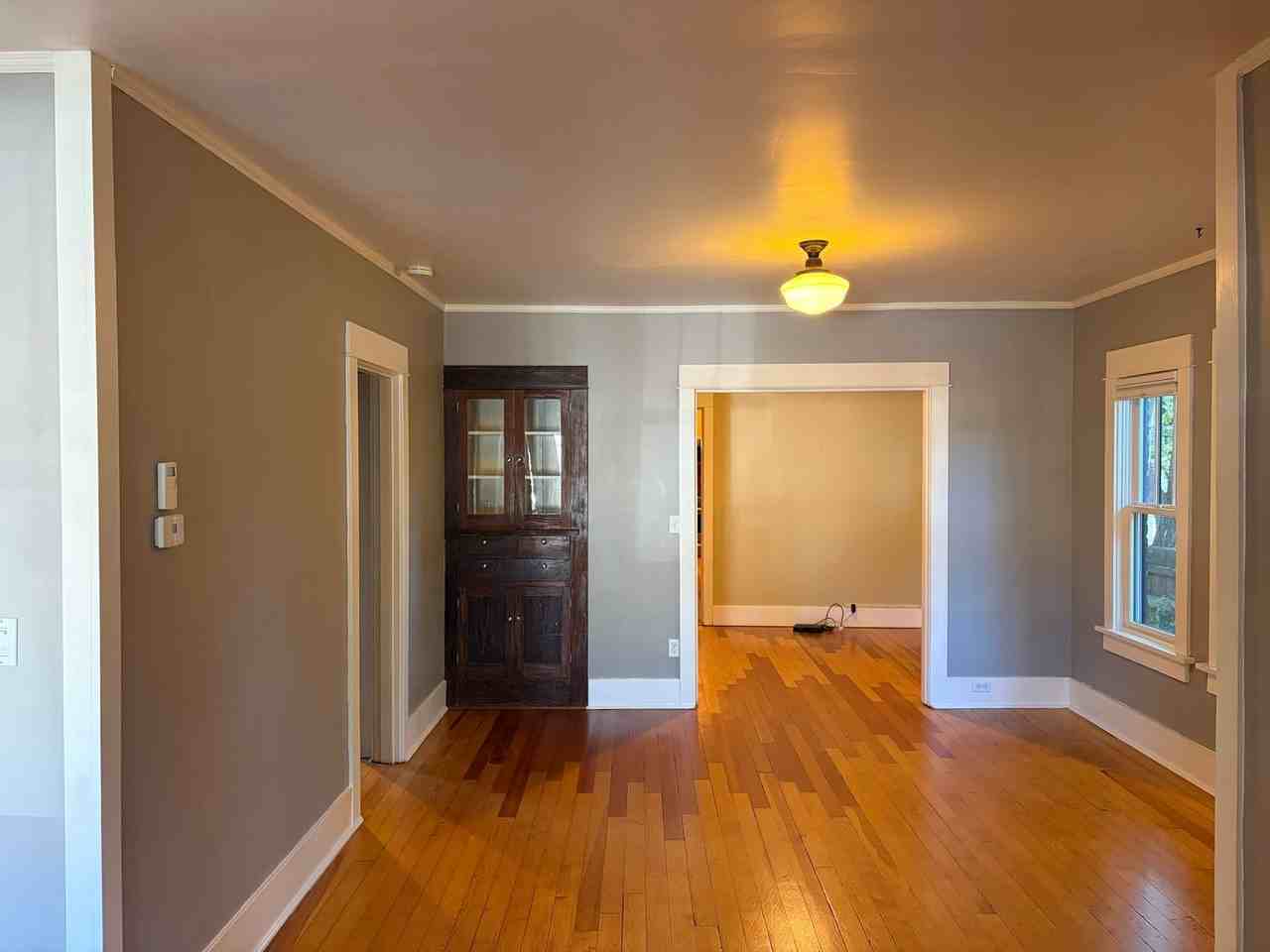1060 Nw Federal St - Photo 7 of 50