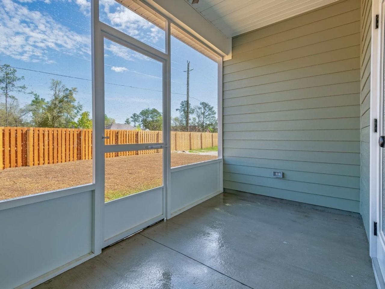 10 Divine Loop - Photo 5 of 35