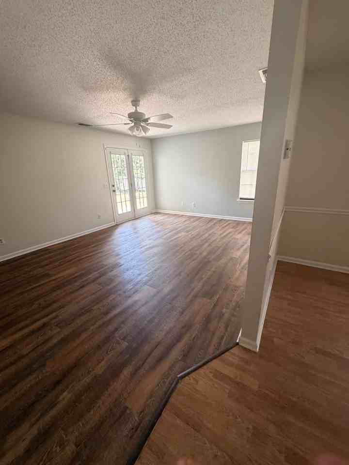 1 Fleming Dr - Photo 4 of 14