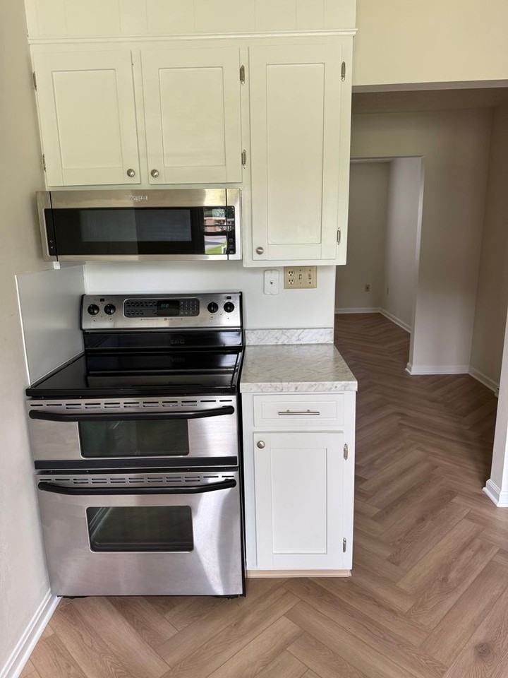 30 William Penn Dr - Photo 5 of 37