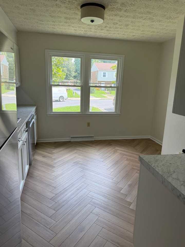 30 William Penn Dr - Photo 6 of 37