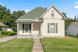 featured image of 732 S Main Ave