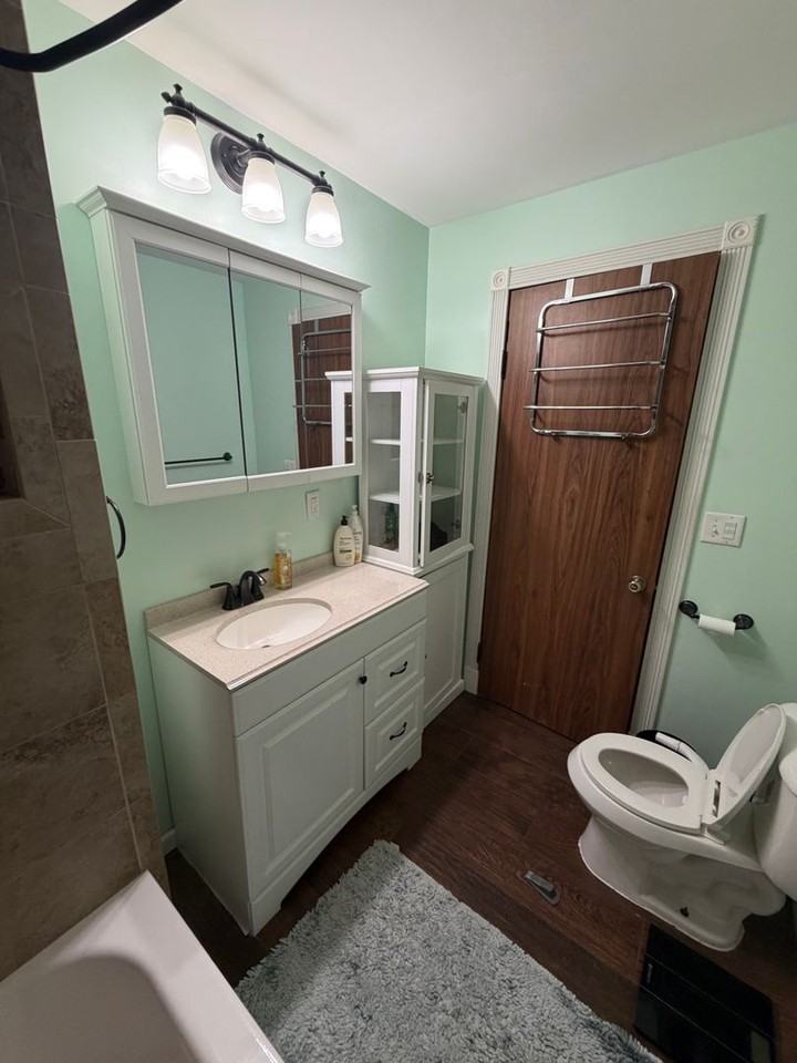 35 Vine St - Photo 7 of 10