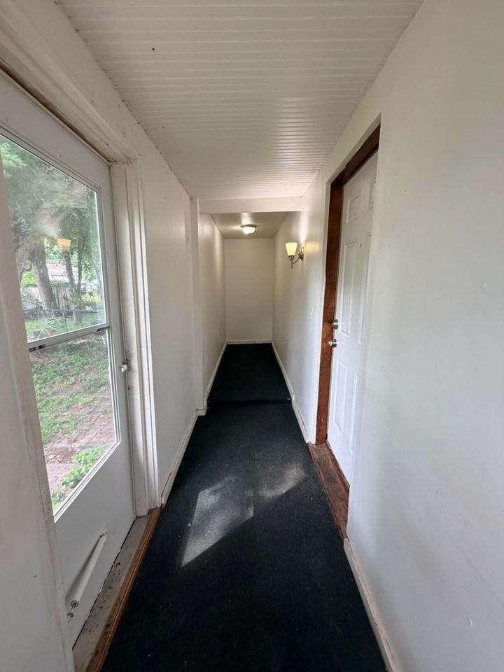 1227 4th St - Photo 2 of 21