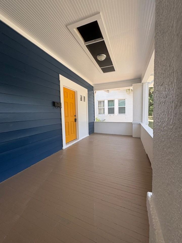 511 Kirby Pl - Photo 2 of 13