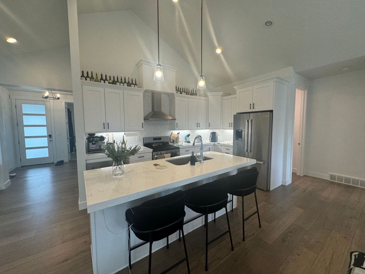 564 E Fashion Creek Ct - Photo 2 of 19
