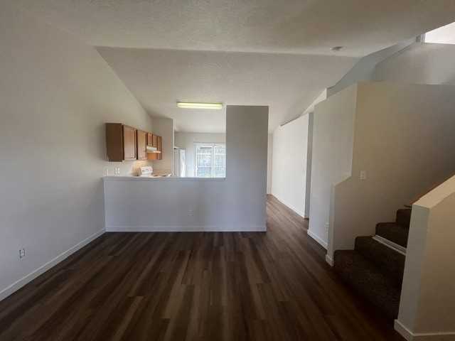 224 Palace Way - Photo 6 of 22