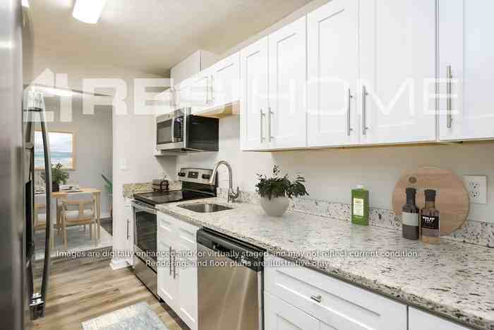2228 Messina Ave - Photo 3 of 19