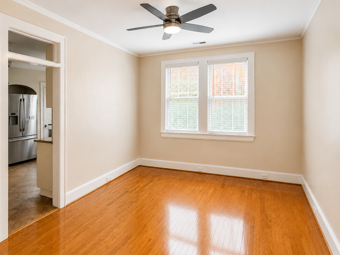 2306 Marion St #1 - Photo 5 of 14