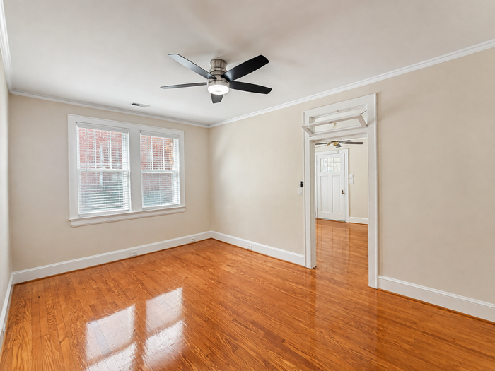 2306 Marion St #1 - Photo 6 of 14