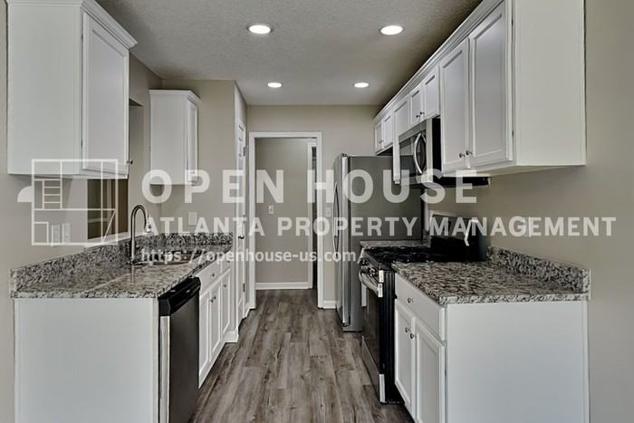 705 Beranda Cir - Photo 6 of 20
