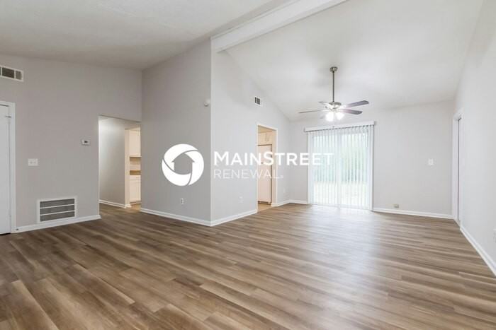 1849 Vauxhall Dr - Photo 2 of 16
