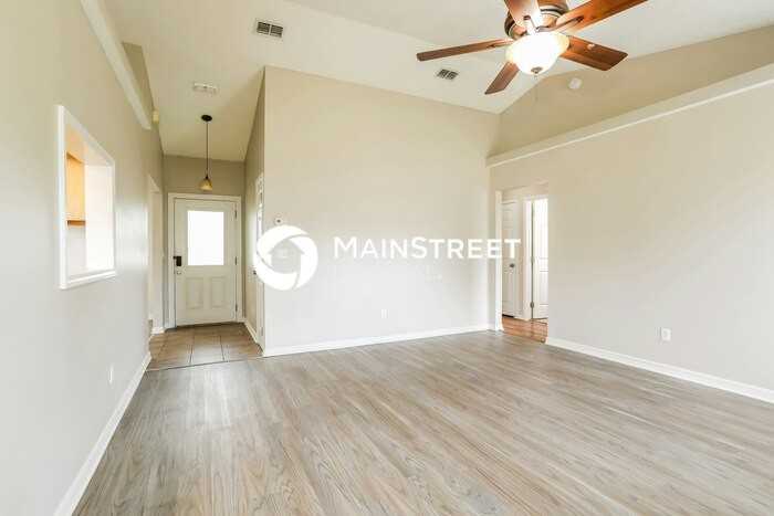 2944 Whirlaway Ct - Photo 2 of 18