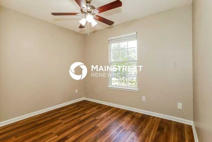 2944 Whirlaway Ct - Photo 7 of 18