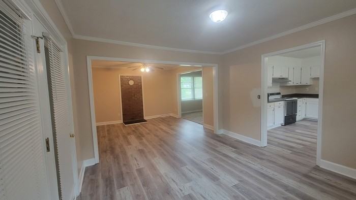 174 Richardson Cir - Photo 3 of 18